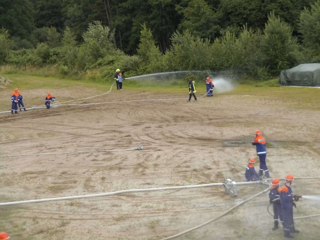 Jugendfeuerwehr Basdow Übung in Dalldorf