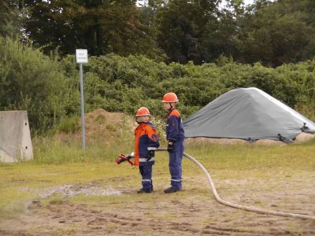 Jugendfeuerwehr Basdow Übung in Dalldorf